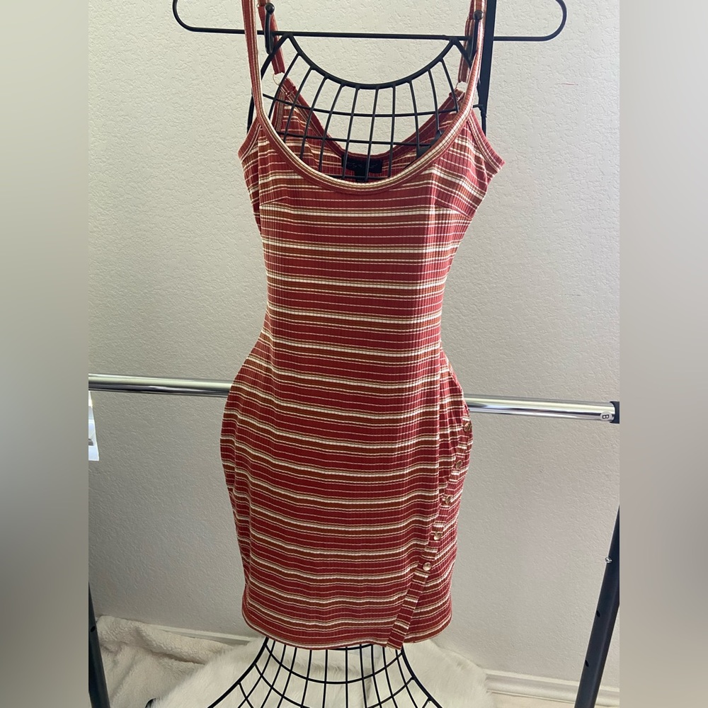 Summer dress | Size Small and comes with a matching purse